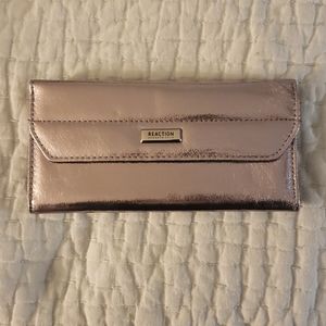 NWOT Reaction by Kenneth Cole Clutch